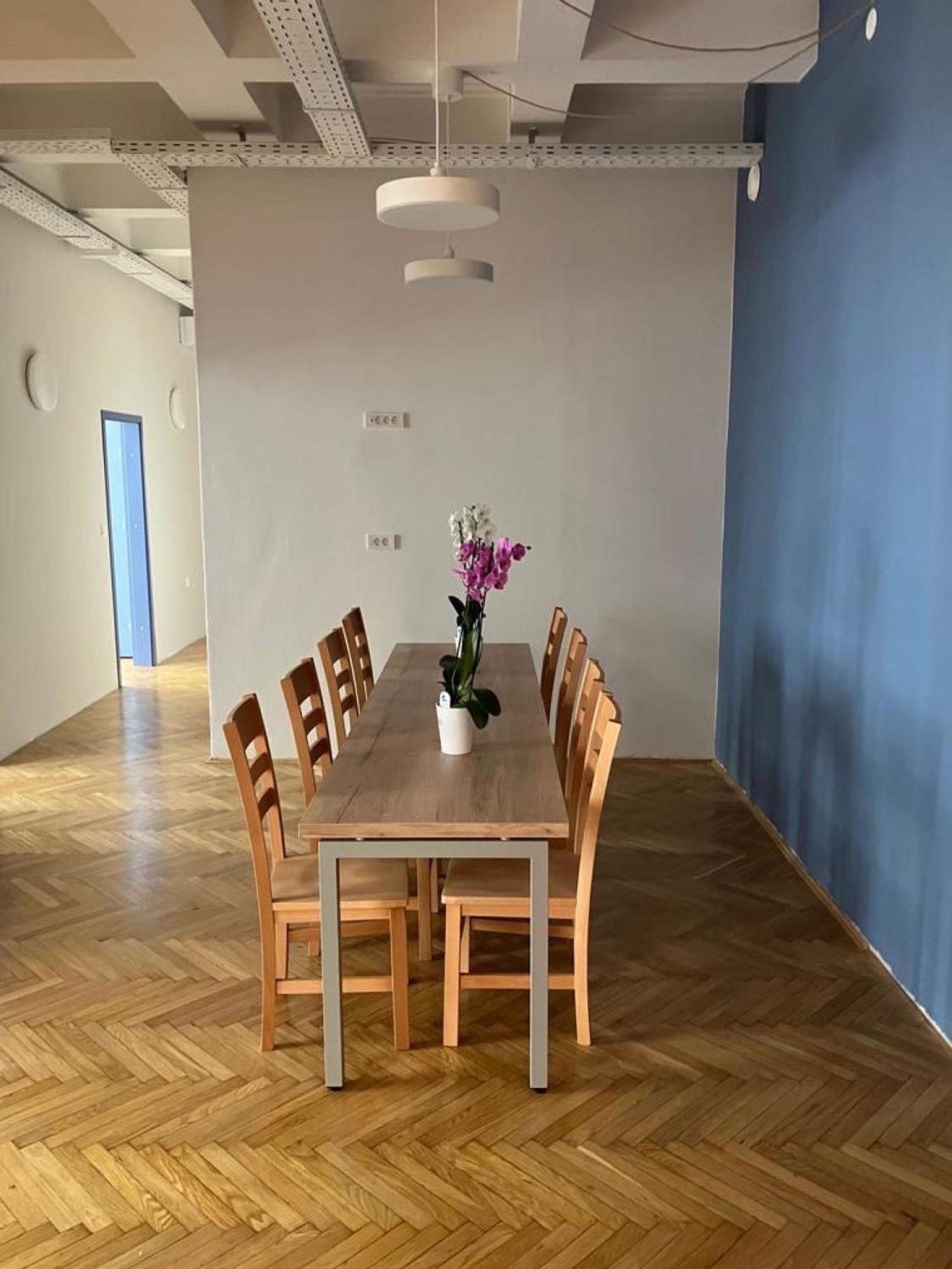 Cafdorm Hostel Maribor Buitenkant foto